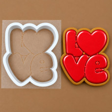 Набір вирубка з трафаретом Напис LOVE 10.5 см
